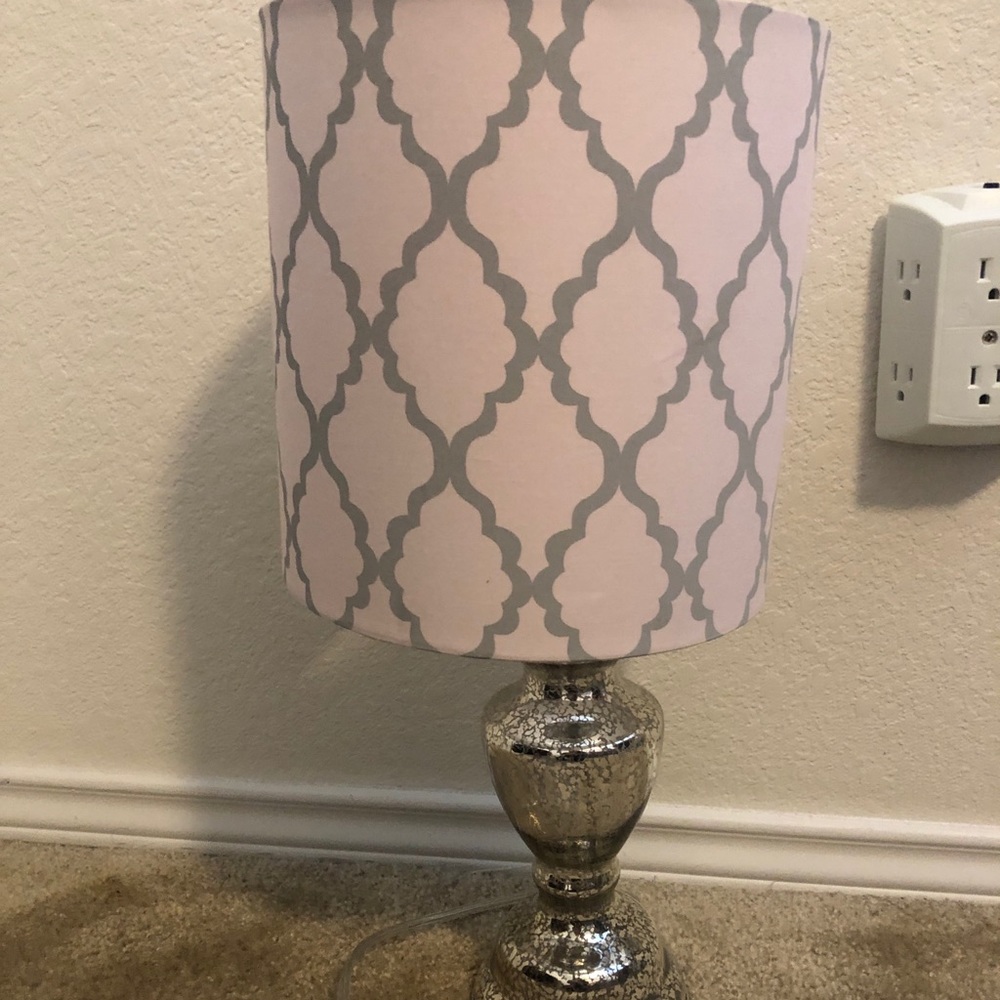 Pink and Grey Lamp !